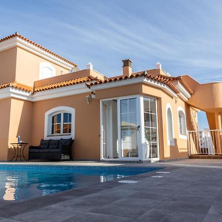 Perfect For Family Holidays With Private Pool, Near Beach And Golf- Villa Ashley Costa De Antigua Ngoại thất bức ảnh