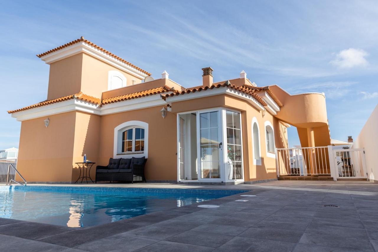 Perfect For Family Holidays With Private Pool, Near Beach And Golf- Villa Ashley Costa De Antigua Ngoại thất bức ảnh
