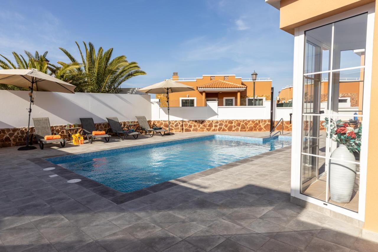 Perfect For Family Holidays With Private Pool, Near Beach And Golf- Villa Ashley Costa De Antigua Ngoại thất bức ảnh